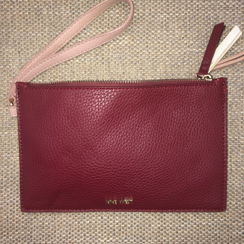 Nine West three pocket tri color wristlet